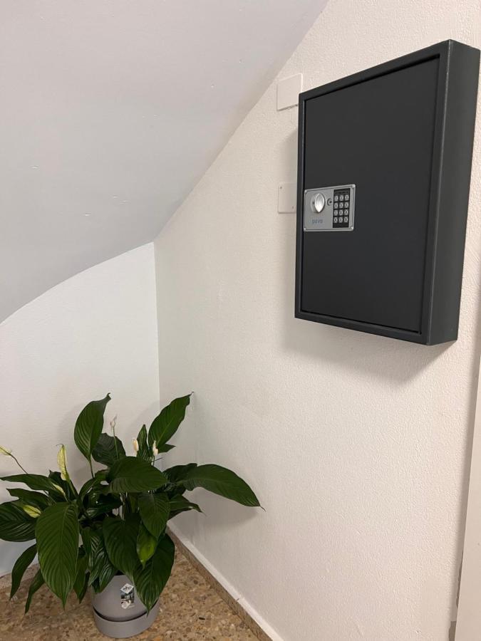 Roessli Self Check In 24-7 Free Parking Aparthotel Unterägeri Exterior photo